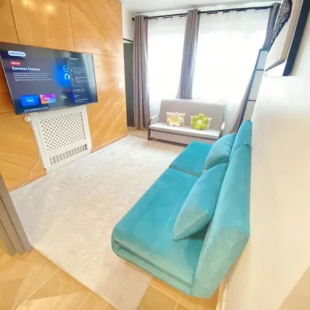 3 Bedroom With Ac- Opera Garnier -galeries Lafayette Apartment